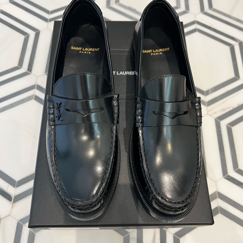 NWT Saint Laurent Women's Le Loafer Penny Loafers 39